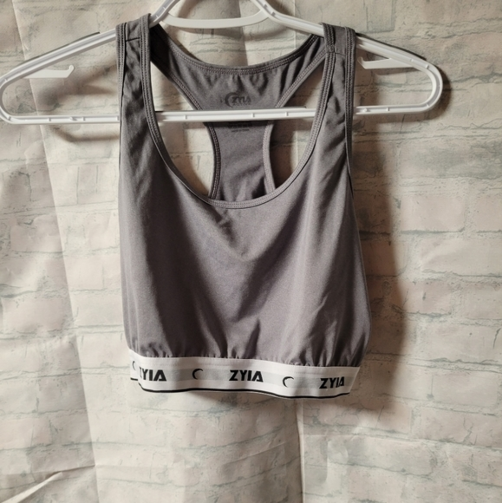 ZYIA Active size Medium Gray Sports Bra